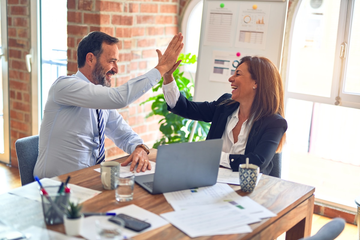 Live mentor support and onboarding